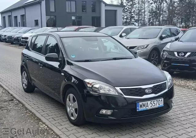 KIA Ceed 1.4 CVVT ISG Spirit