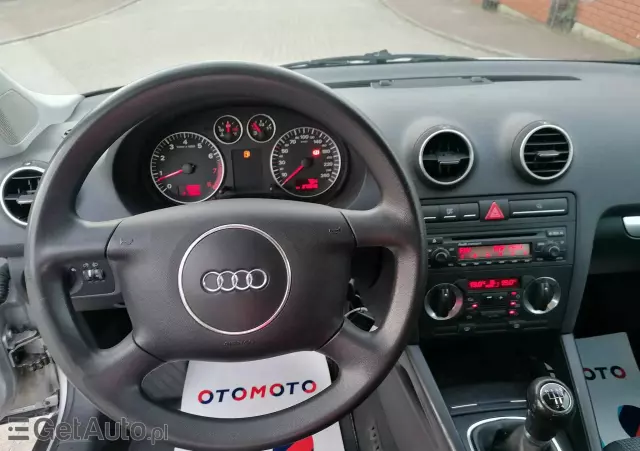 AUDI A3 1.6 Attraction