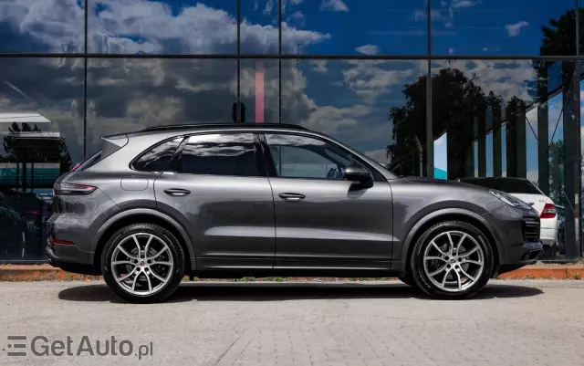 PORSCHE Cayenne Platinum Edition