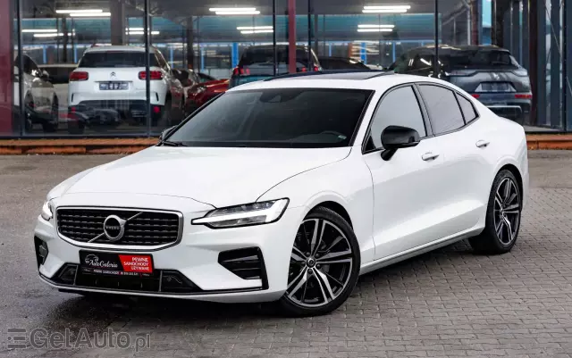 VOLVO S60 T4 R-Design First Edition