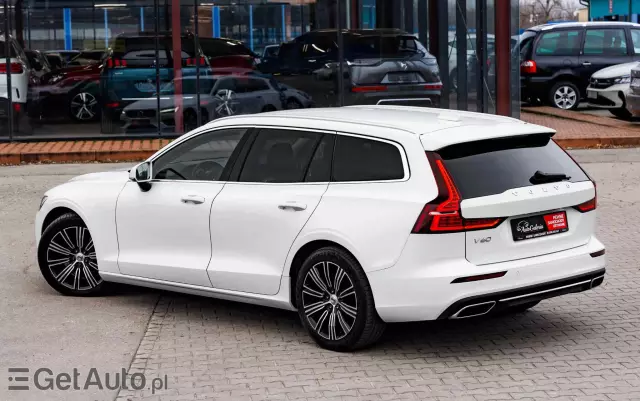 VOLVO V60 D4 Geartronic Inscription