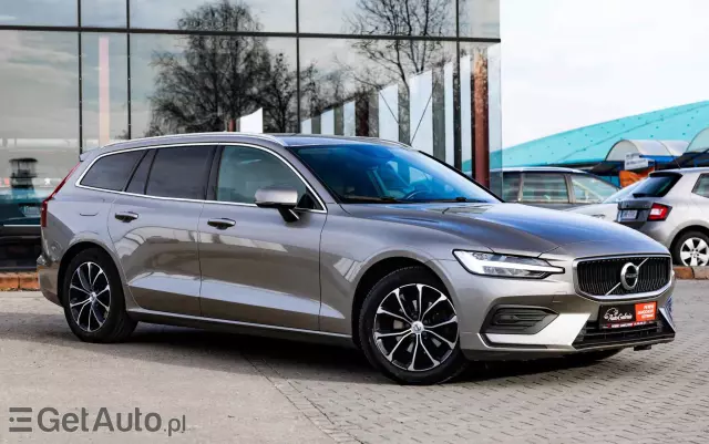 VOLVO V60 D3 Momentum Pro