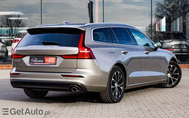 VOLVO V60 D3 Momentum Pro