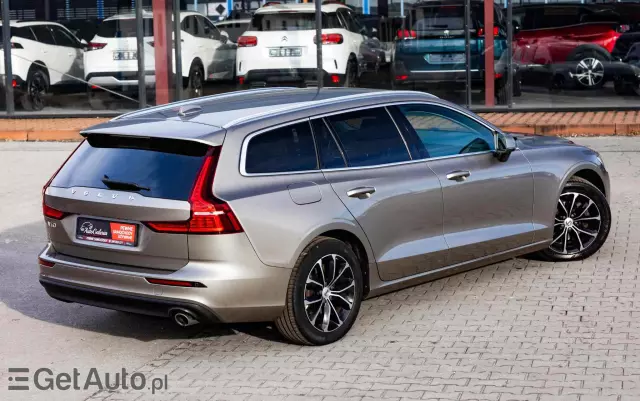 VOLVO V60 D3 Momentum Pro