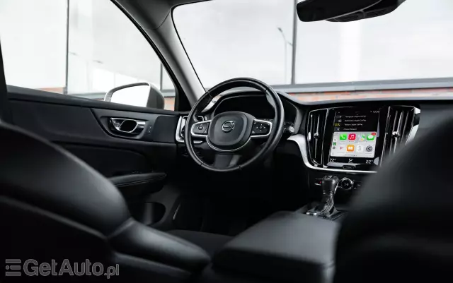 VOLVO V60 D3 Momentum Pro