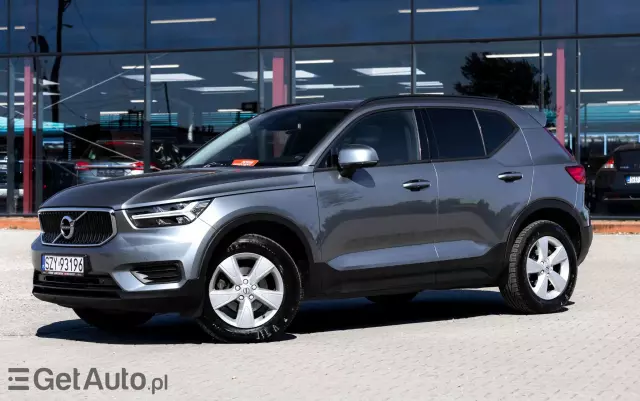 VOLVO XC 40 D3 Momentum