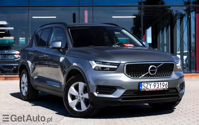 VOLVO XC 40 D3 Momentum