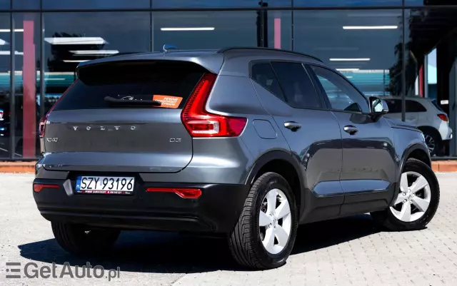 VOLVO XC 40 D3 Momentum