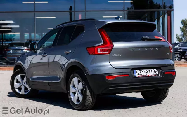 VOLVO XC 40 D3 Momentum