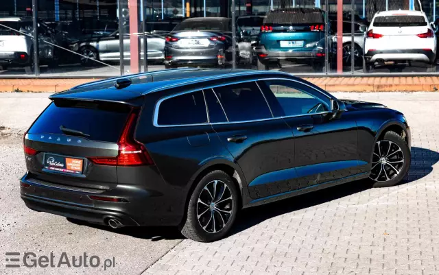 VOLVO V60 D3 Momentum Pro