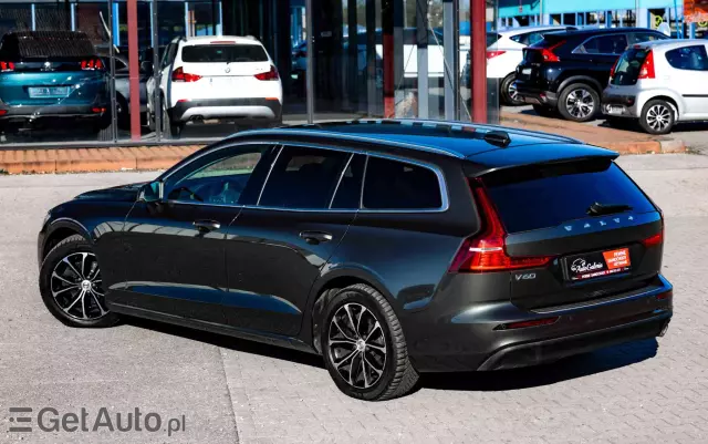 VOLVO V60 D3 Momentum Pro