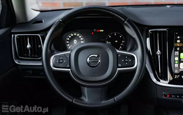 VOLVO V60 D3 Momentum Pro