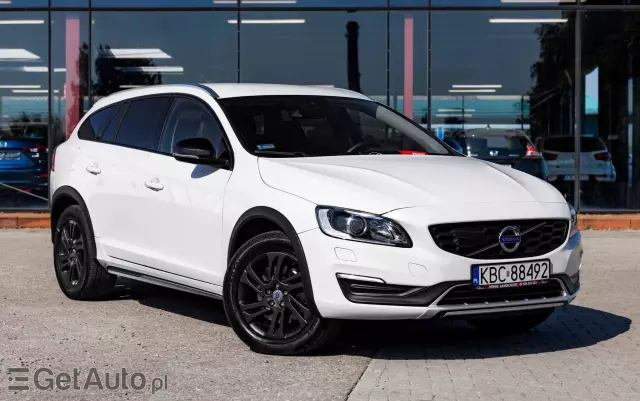 VOLVO V60 Cross Country D4 Drive-E Momentum