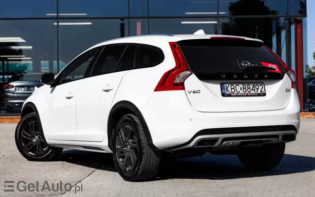 VOLVO V60 Cross Country D4 Drive-E Momentum