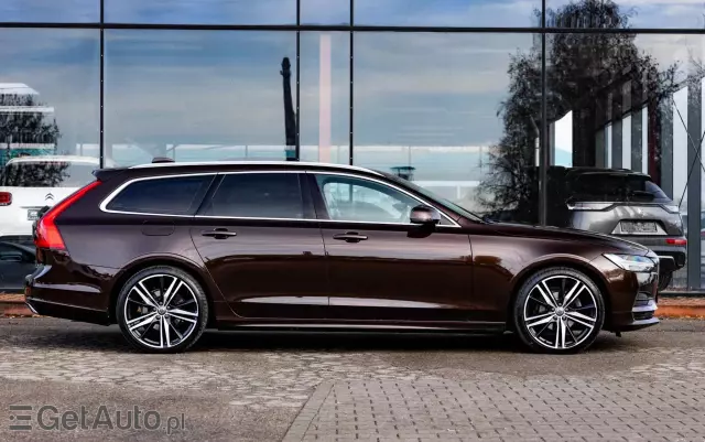 VOLVO V90 D3 Geartronic Momentum