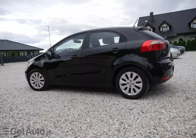 KIA Rio 1.1 CRDI Attract