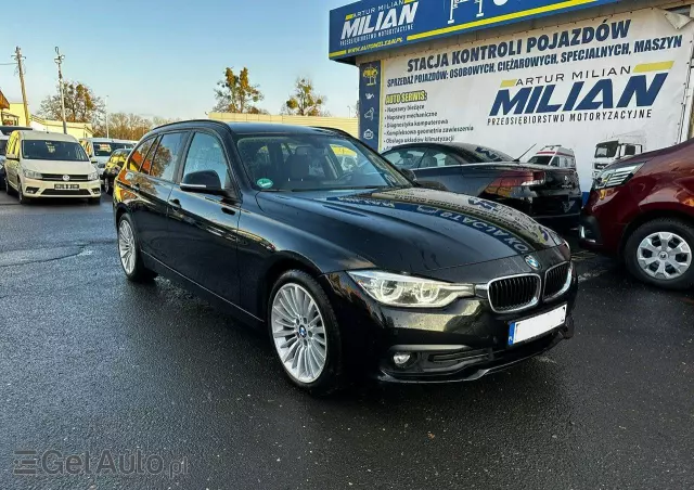 BMW Seria 3 318d Sport Line