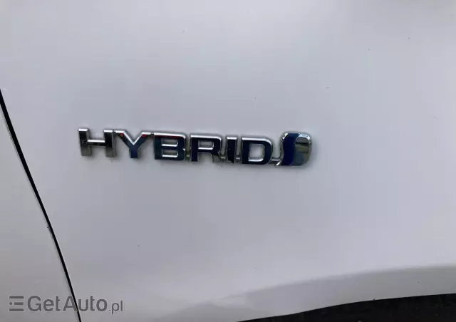 TOYOTA Yaris Hybrid 100 Active