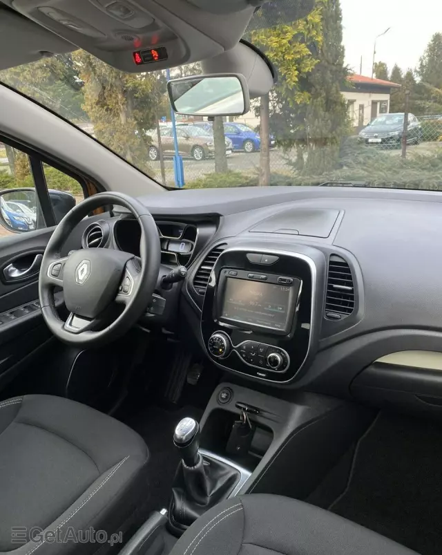 RENAULT Captur 