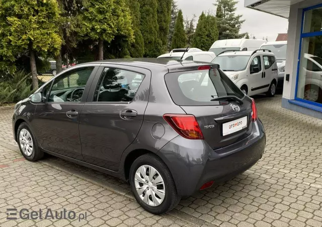 TOYOTA Yaris 