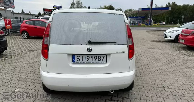 ŠKODA Praktik 