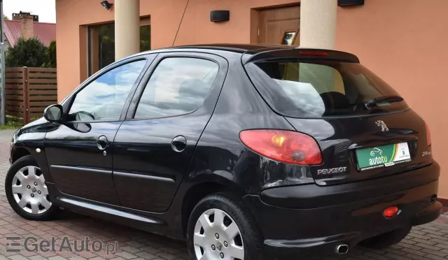 PEUGEOT 206 