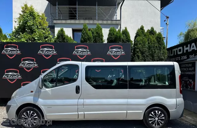 OPEL Vivaro 