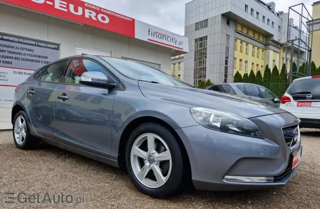 VOLVO V40 1.6 D2 (115 KM)