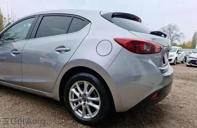 MAZDA 3 1.5 SkyActiv-G (100 KM)