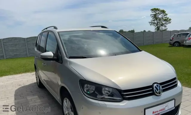 VOLKSWAGEN Touran 