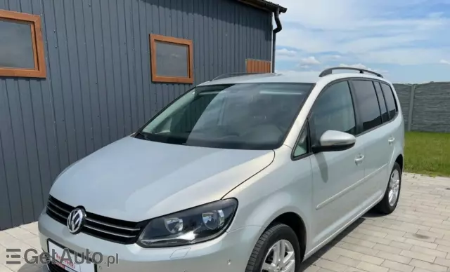 VOLKSWAGEN Touran 