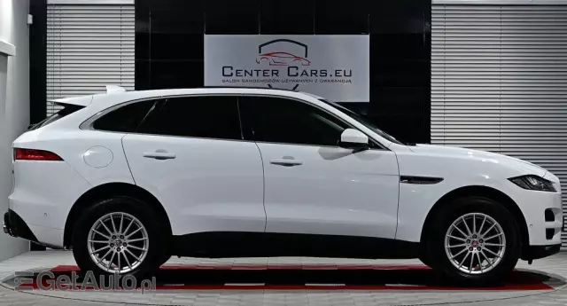 JAGUAR F-Pace 