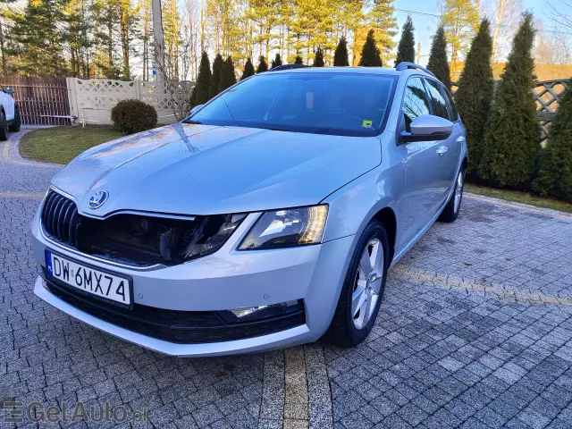 SKODA Octavia Ambition