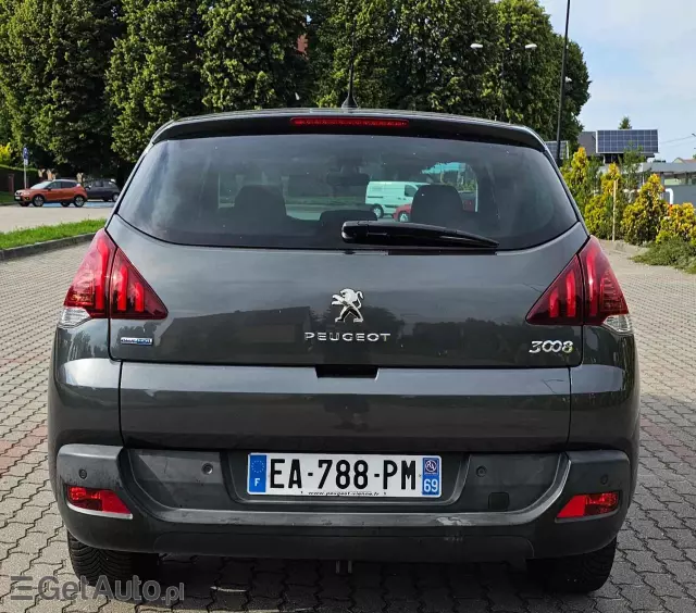 PEUGEOT 3008 2.0 BlueHDi Allure