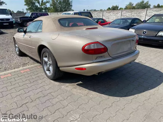 JAGUAR XK8 4.0 