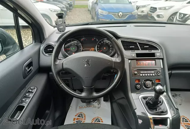 PEUGEOT 5008 1.6 Active 7os