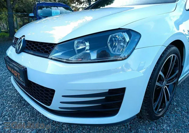 VOLKSWAGEN Golf VII 2.0 TDI BMT GTD DSG