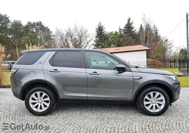 LAND ROVER Discovery Sport 2.2 TD4 SE