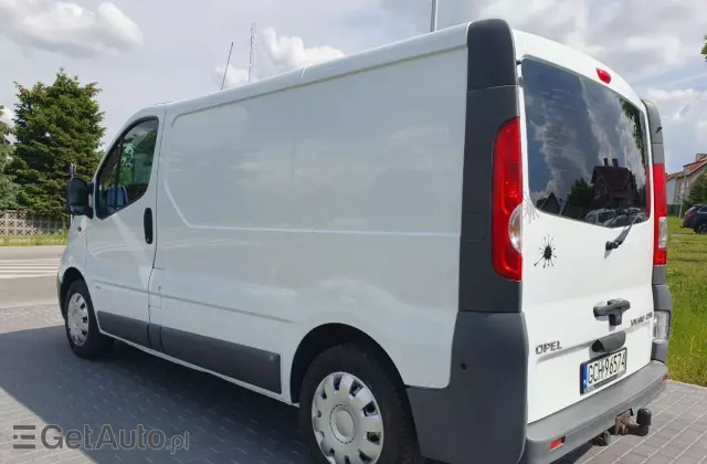 OPEL VIVARO 