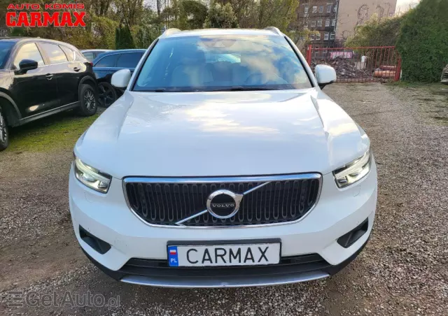 VOLVO XC 40 