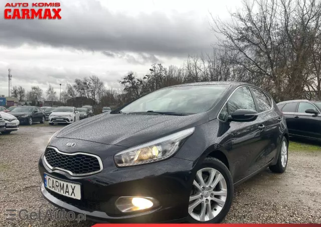 KIA Ceed 1.4 CVVT ISG Dream Team Edition