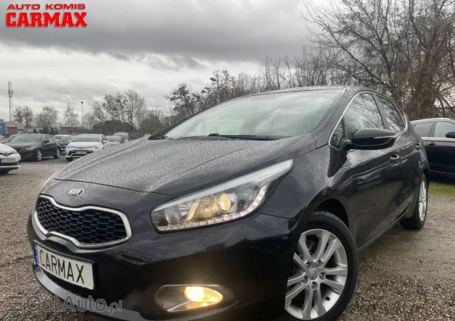 KIA Ceed 1.4 CVVT ISG Dream Team Edition