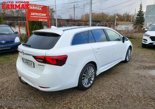 TOYOTA Avensis Touring Sports 1.8 Executive