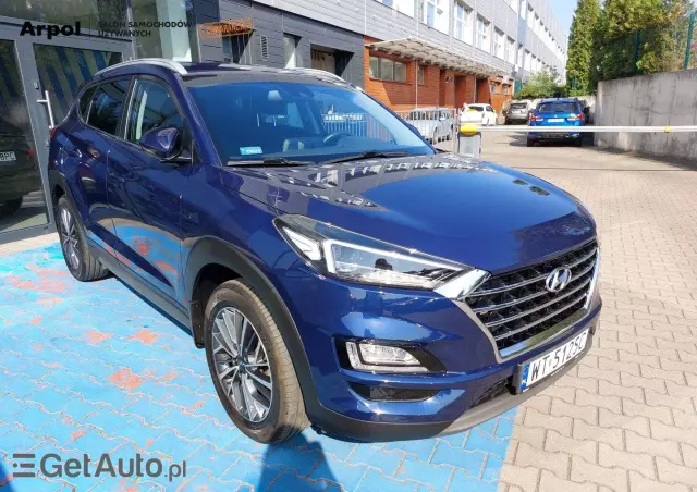 HYUNDAI Tucson 