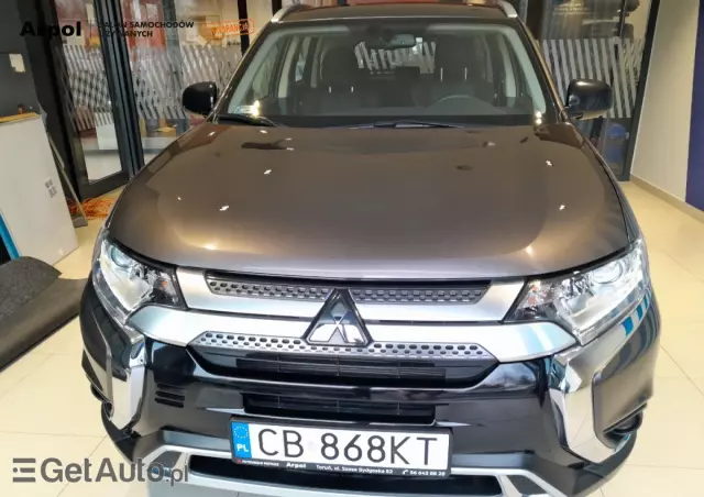 MITSUBISHI Outlander 2.0 Invite + 2WD