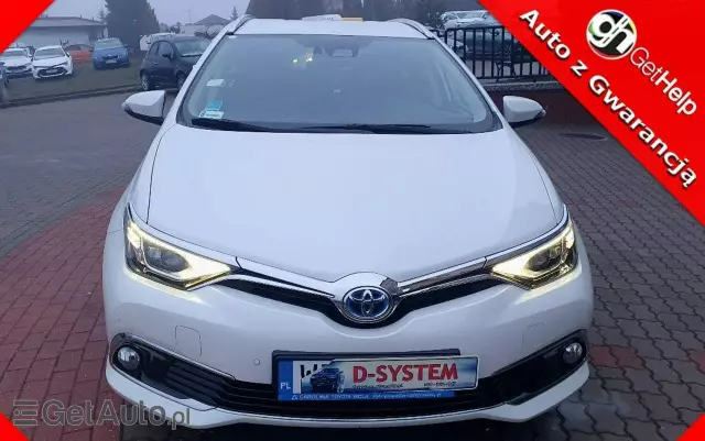 TOYOTA Auris 