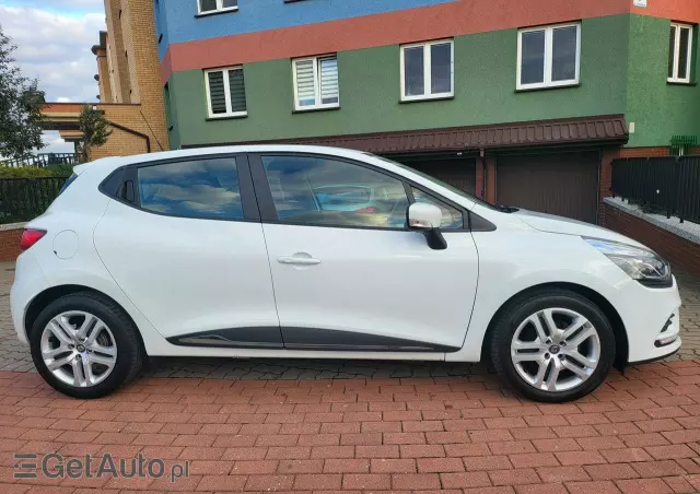 RENAULT Clio 1.0 TCe Zen