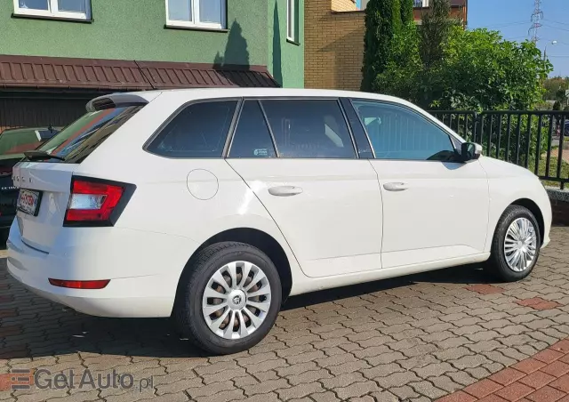 SKODA Fabia 1.0 TSI Ambition