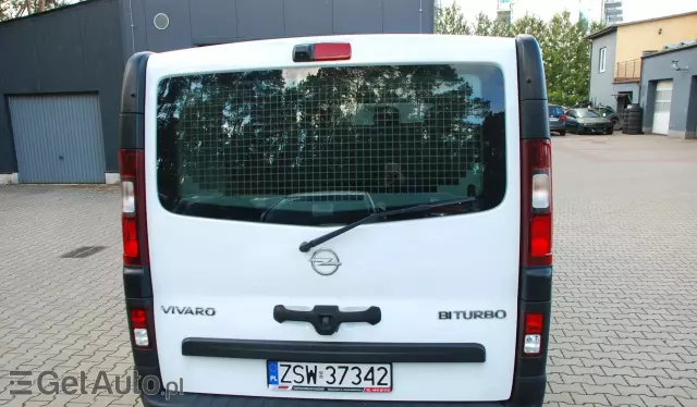 OPEL Vivaro 