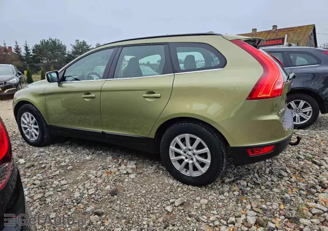 VOLVO XC 60 2.4D AWD